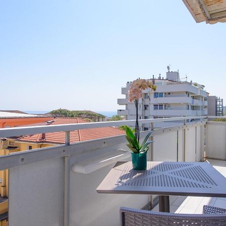 Hotel Sans Souci Rimini Exteriör bild