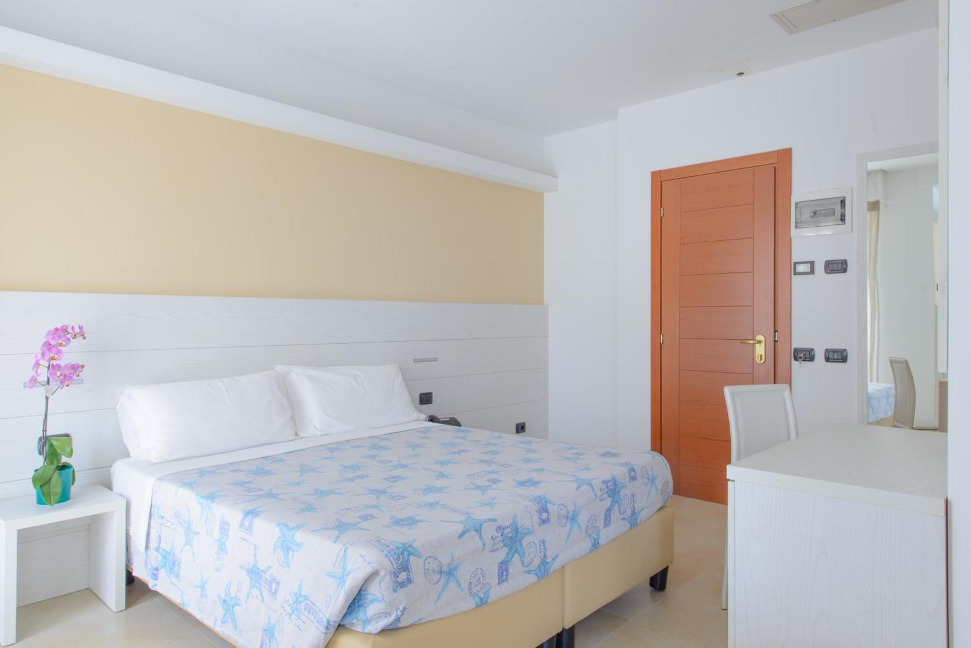 Hotel Sans Souci Rimini Exteriör bild